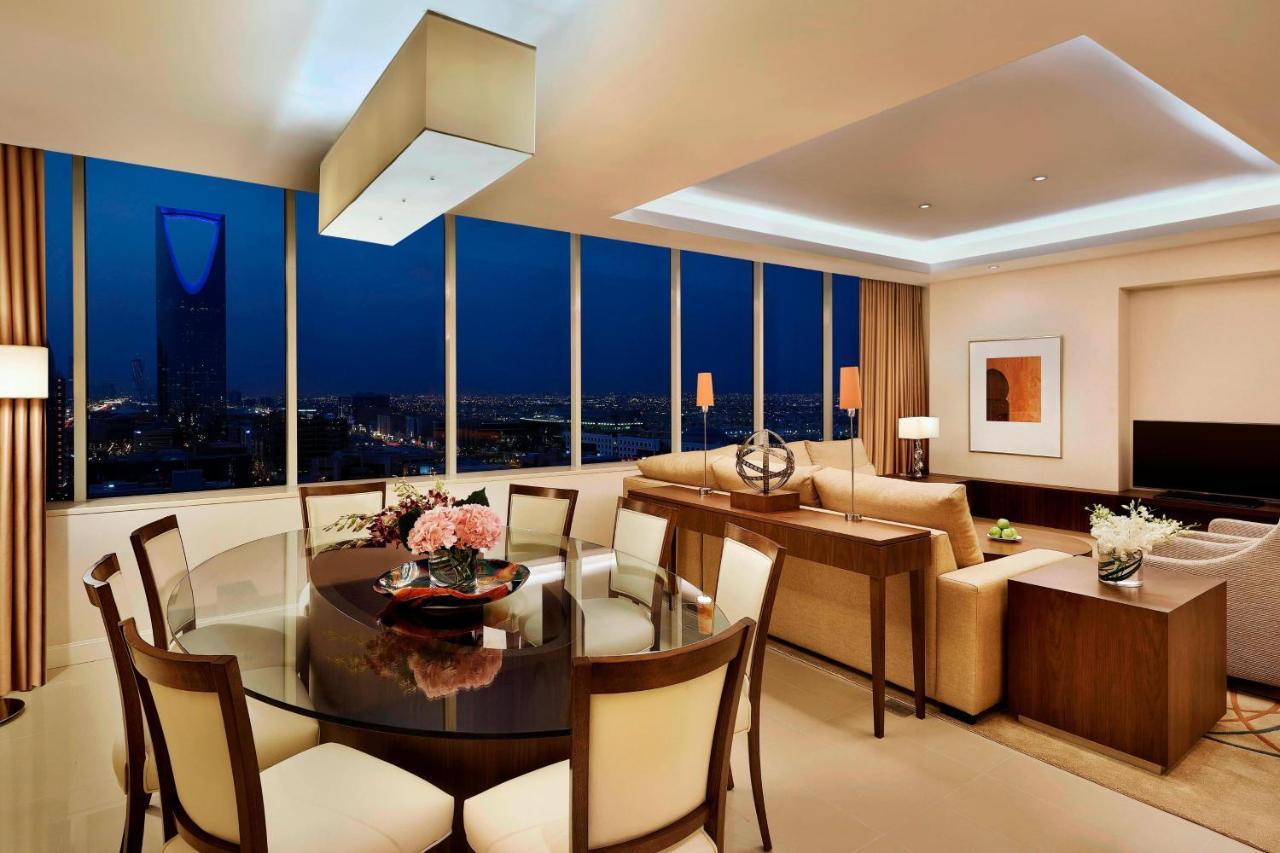 Courtyard By Marriott Riyadh Olaya Exteriör bild