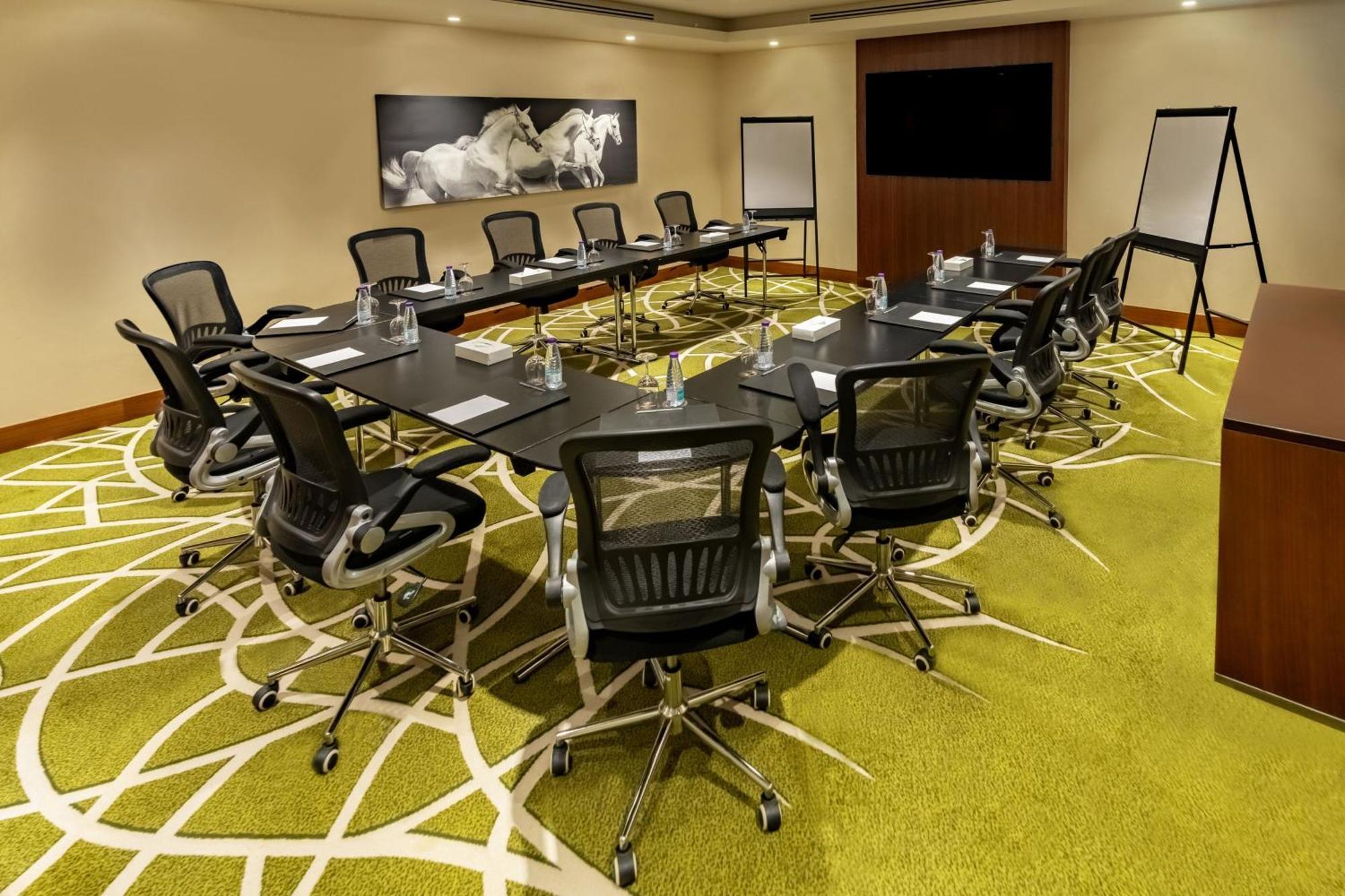Courtyard By Marriott Riyadh Olaya Exteriör bild